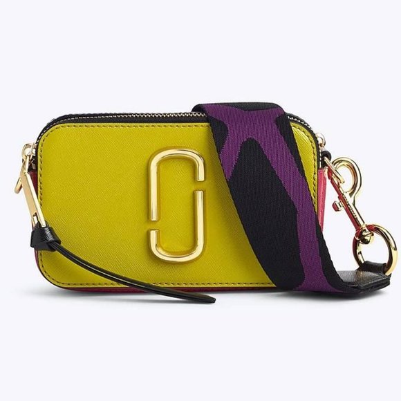 Marc Jacobs Handbags - NWT Marc Jacobs Leather Snapshot Camera Bag